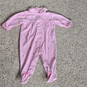 👶Pink Baby Onesie with Embroidered Details